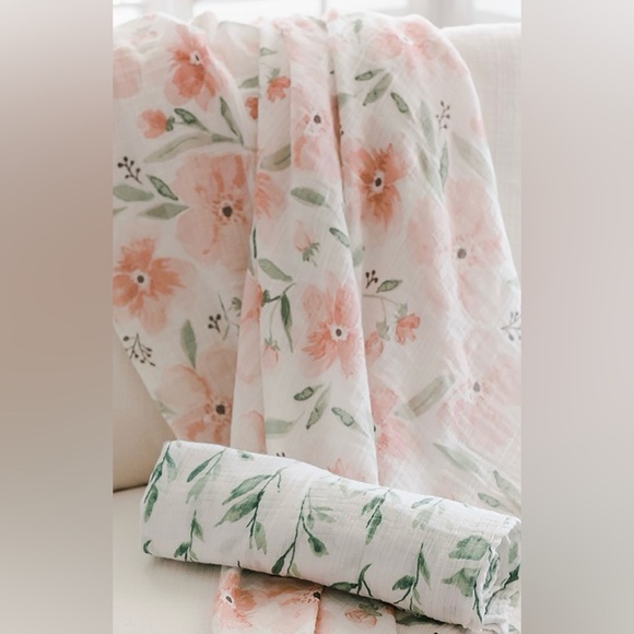 NWT Crane Baby 2 pack muslin swaddle wraps - Picture 1 of 4